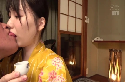 Phim sex gái 17 Chịch em công sở ngực to tới nhà chịu bão